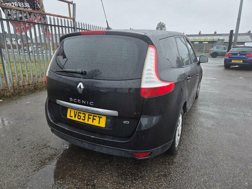 Renault Grand Scenic Dynamique Tomtom Blue #17