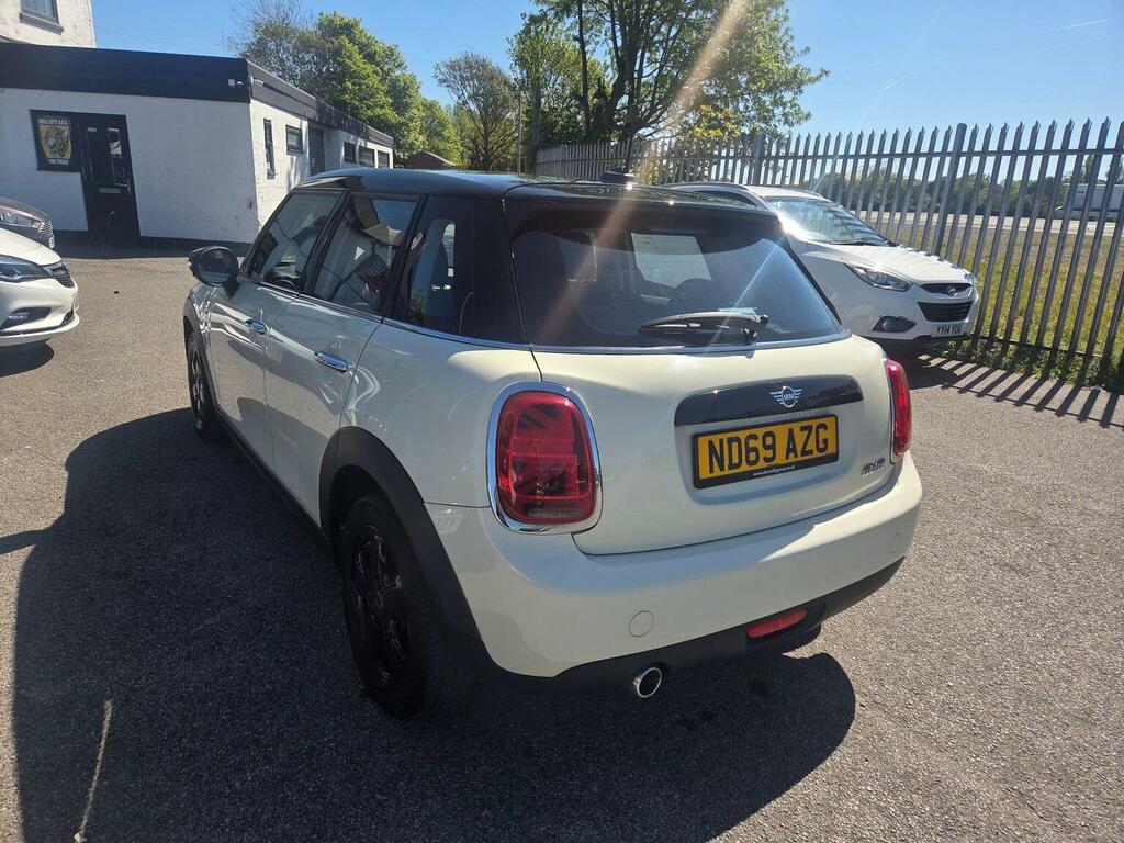 Mini Hatch Hatchback 1.5 Cooper Classic Euro 6 Ss 201 ND69AZG White #5