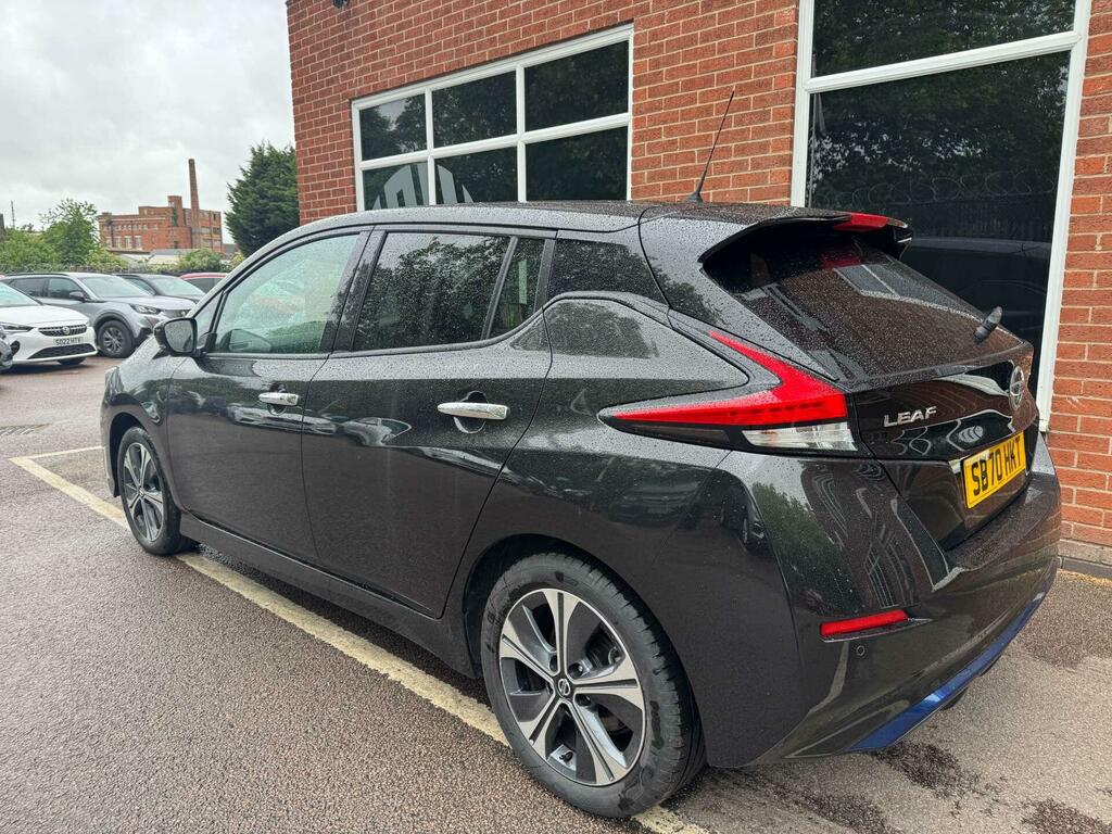 Nissan Leaf 40Kwh N-connecta Black #5