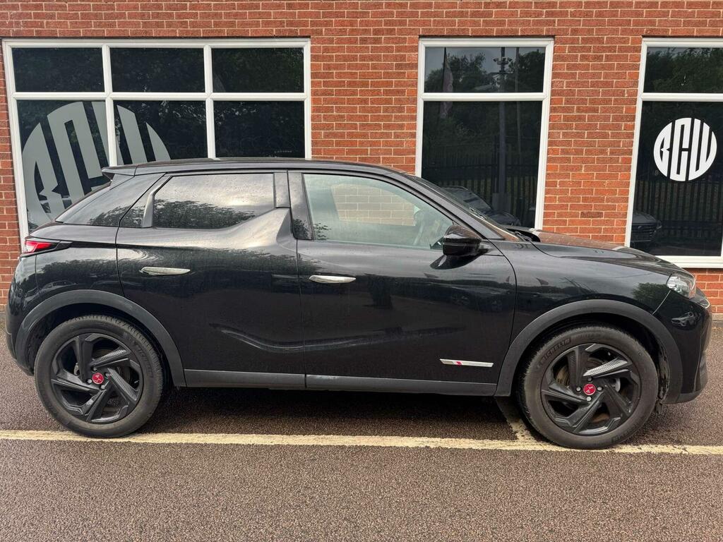 DS DS 3 Crossback E-tense 50Kwh Performance Line Crossback Black #2