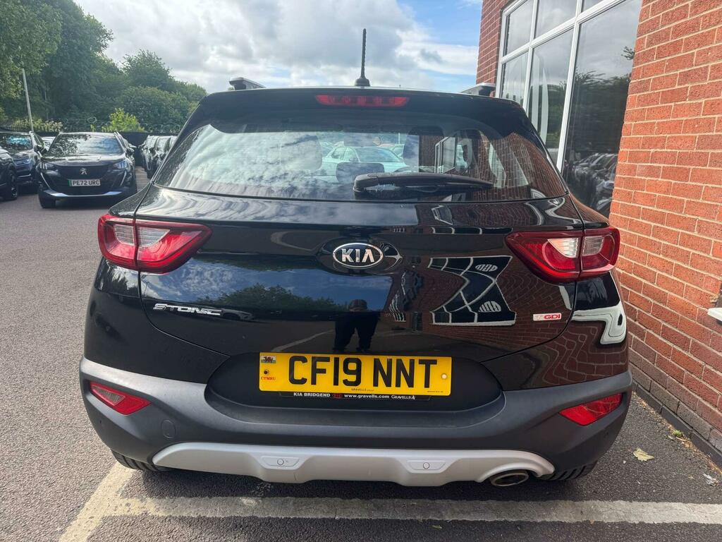 Kia Stonic 1.0 T-gdi 2 Euro 6 Ss CF19NNT Black #4