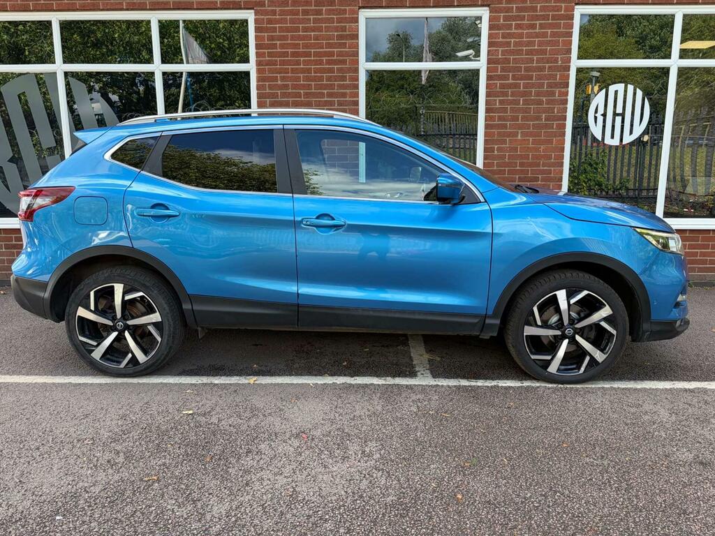 Nissan Qashqai 1.3 Dig-t Tekna Euro 6 Ss GK20KCN Blue #2