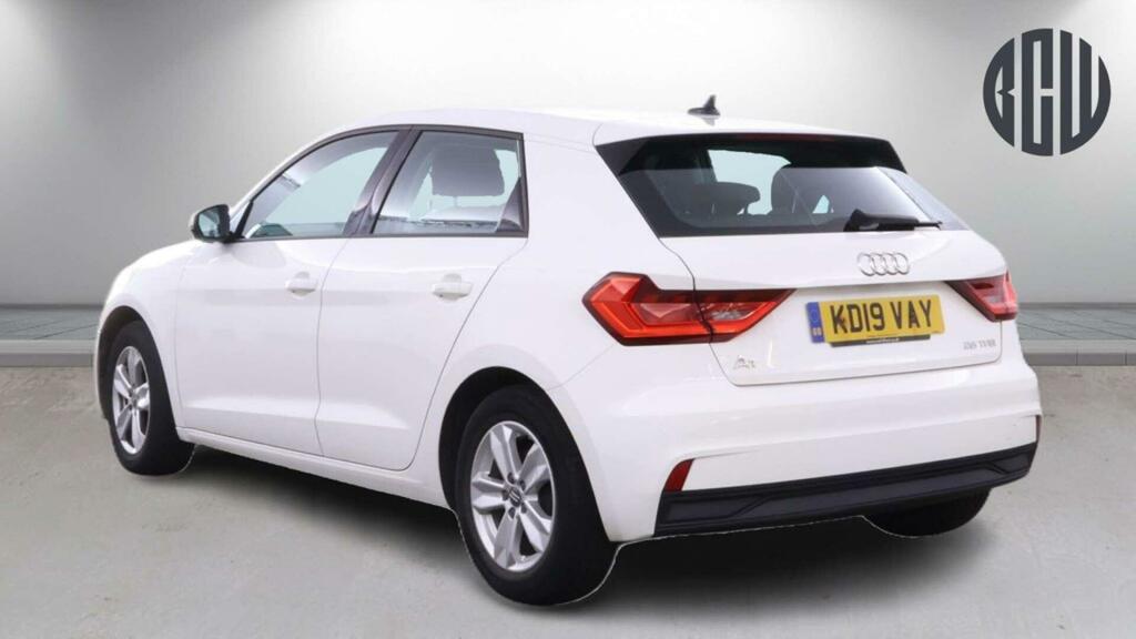 Audi A1 1.0 Tfsi 25 Se Sportback Euro 6 Ss KD19VAY White #3
