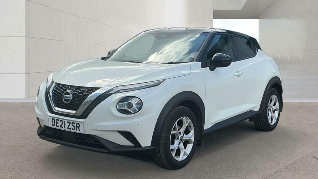 Nissan Juke 1.0 Dig-t N-connecta Euro 6 Ss DE21ZSR White #2