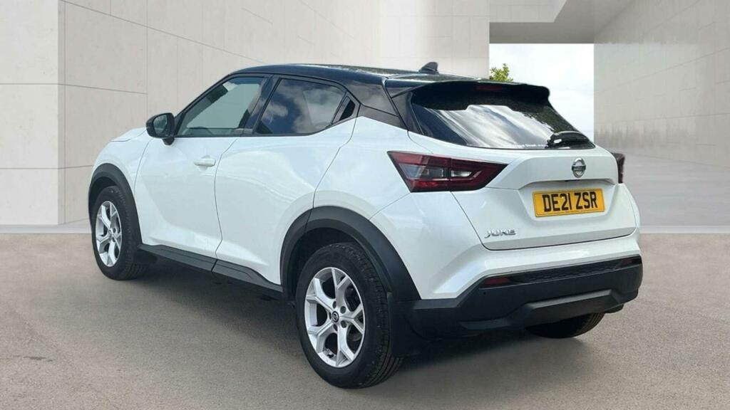 Nissan Juke 1.0 Dig-t N-connecta Euro 6 Ss DE21ZSR White #3
