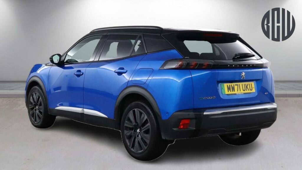 Peugeot e-2008 50Kwh Gt Premium MW71UKU Blue #3