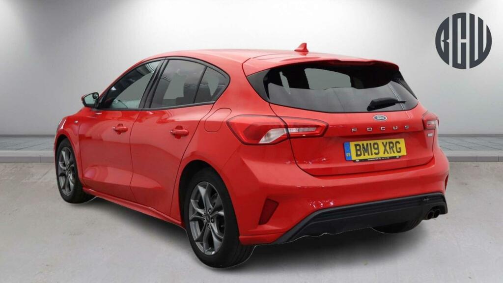 Ford Focus St-line Red #3