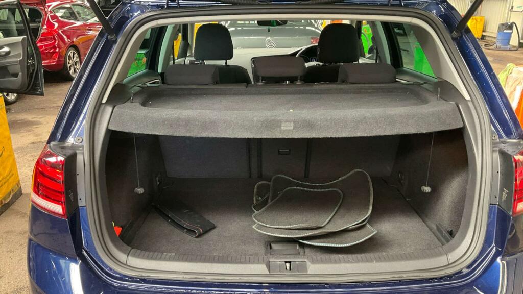 Volkswagen Golf Match Blue #6