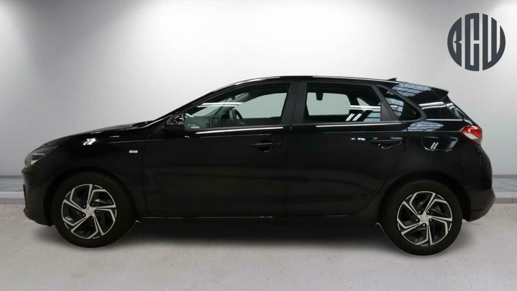 Hyundai I30 Se Connect Black #4