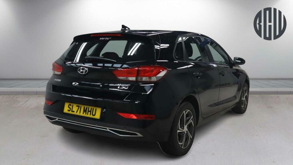 Hyundai I30 Se Connect Black #6