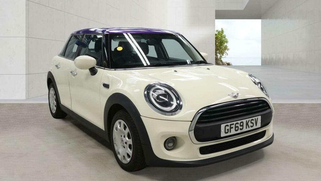 Mini Hatch One Classic White