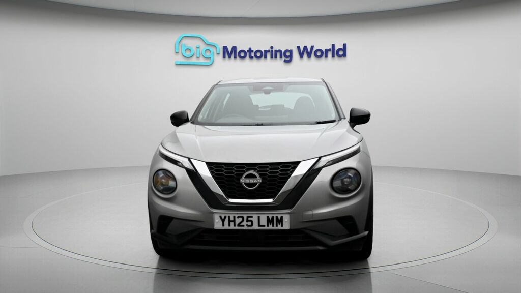 Nissan Juke Acenta Premium YH25LMM Silver #2
