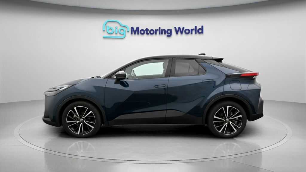 Toyota C-Hr Excel Blue #4