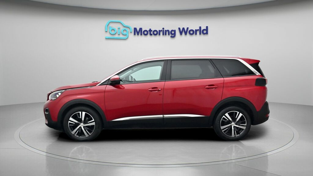 Peugeot 5008 Allure Red #4