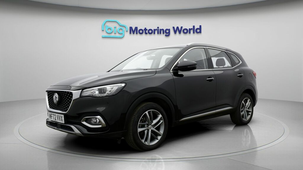 MG HS Excite Black #3