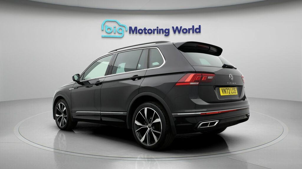 Volkswagen Tiguan R-line VN72LCE Black #5