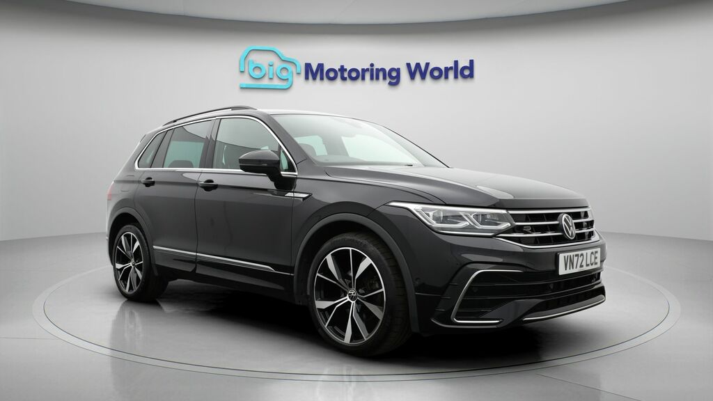 Volkswagen Tiguan R-line Black