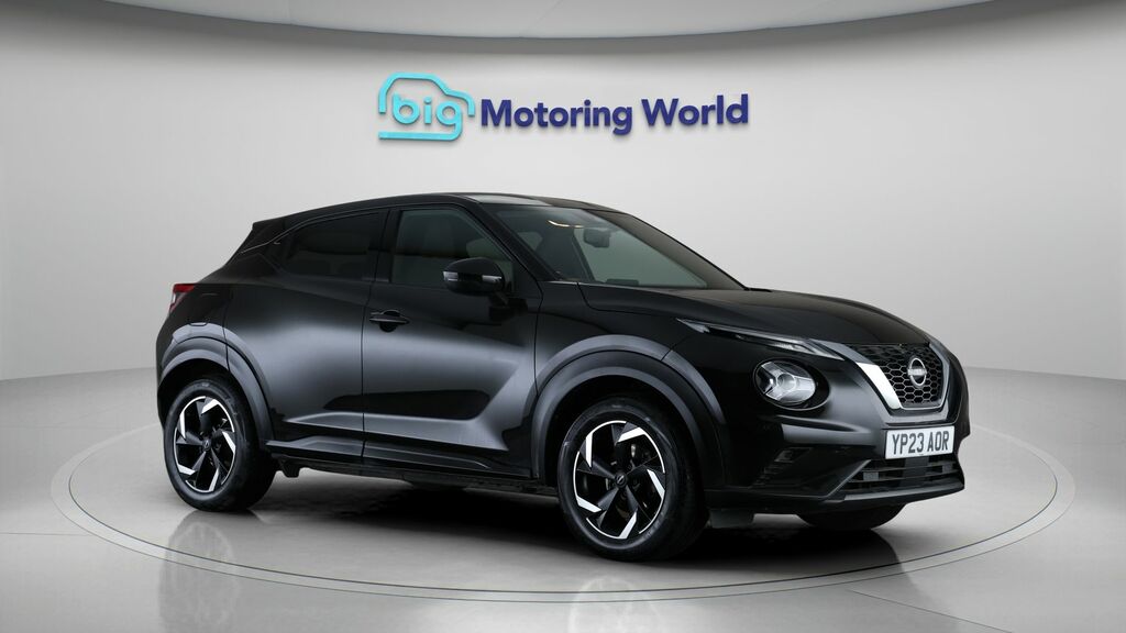 Nissan Juke N-connecta YP23AOR Black