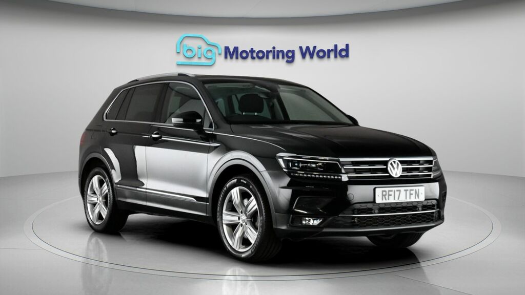 Volkswagen Tiguan Sel Black