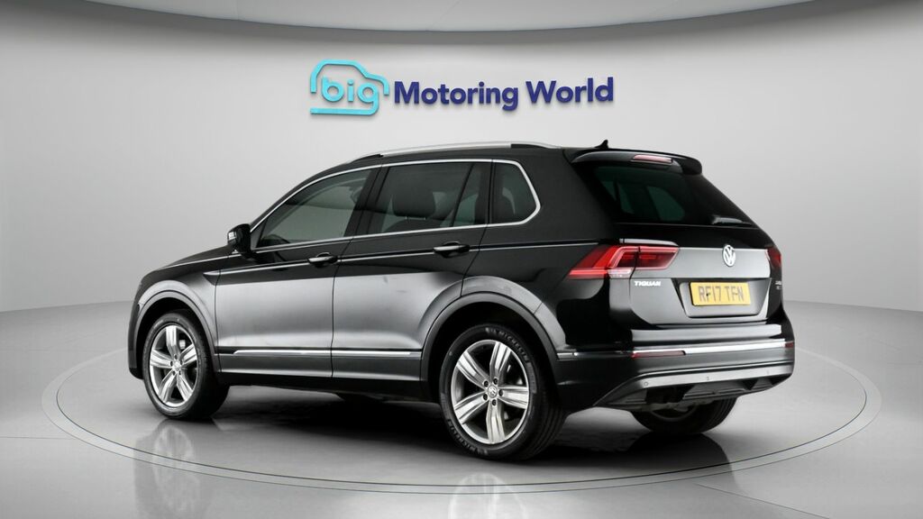 Volkswagen Tiguan Sel Black #5