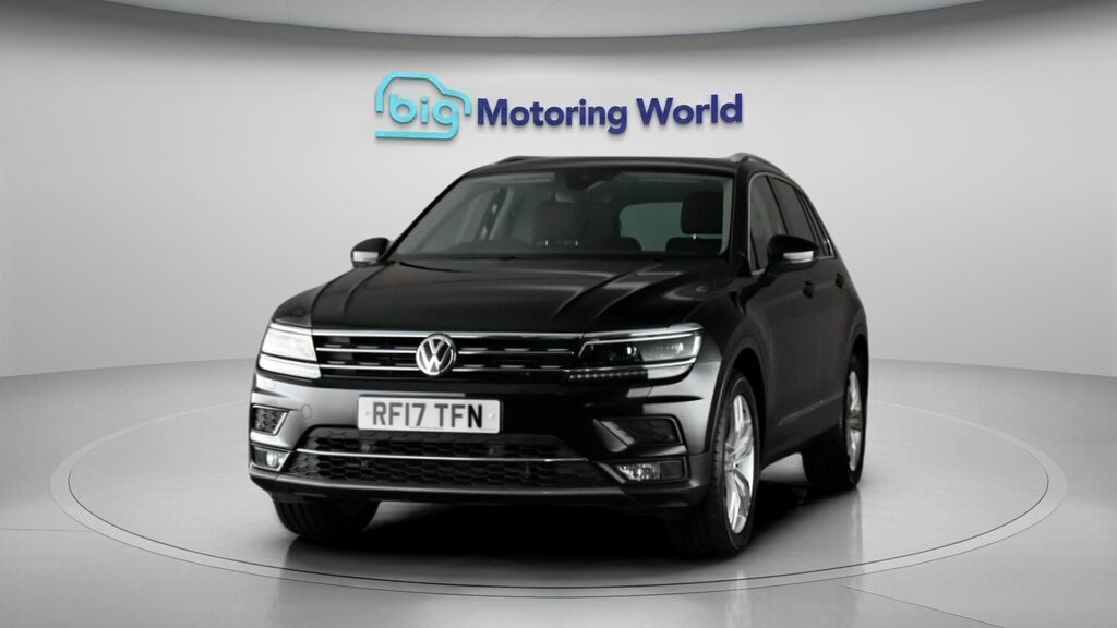 Volkswagen Tiguan Sel Black #3