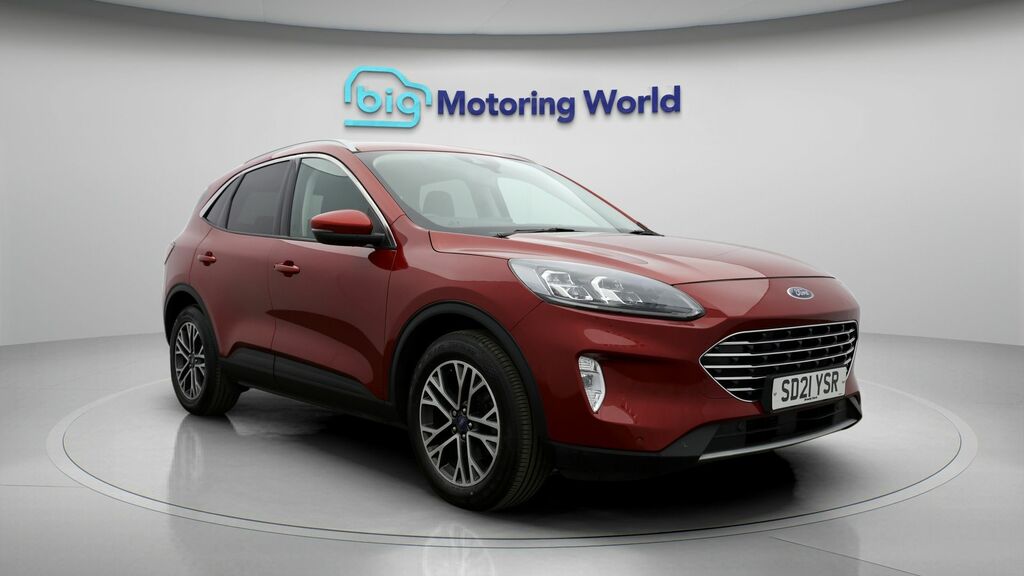 Ford Kuga Titanium Edition SD21YSR Red