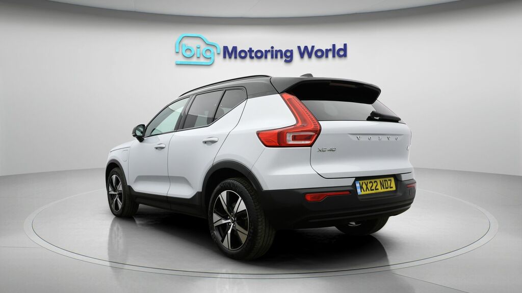Volvo XC40 Plus KX22NDZ Silver #5
