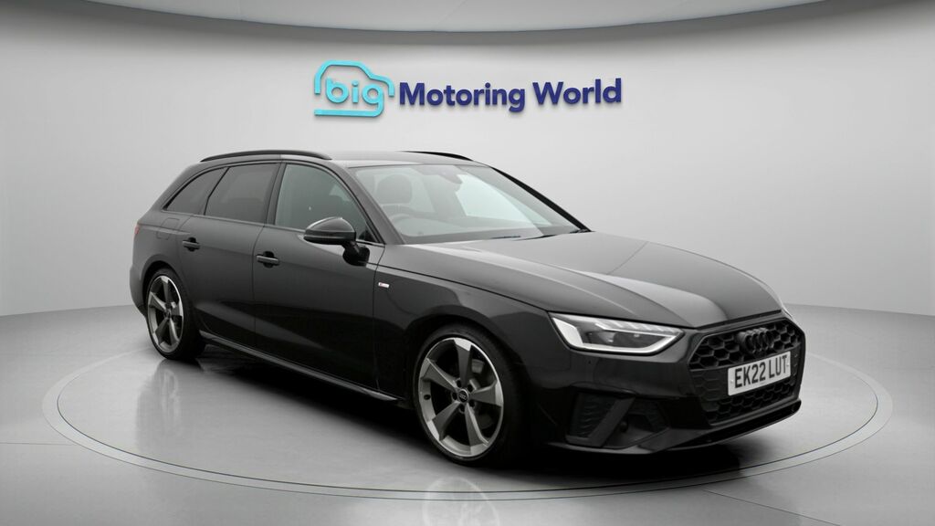 Audi A4 Avant Black Edition Black