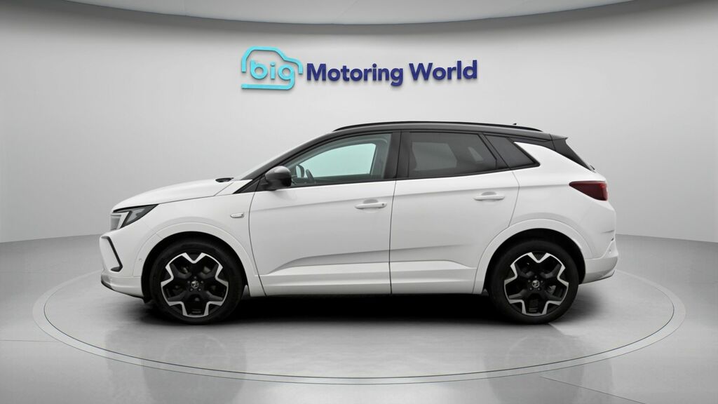 Vauxhall Grandland Ultimate White #4