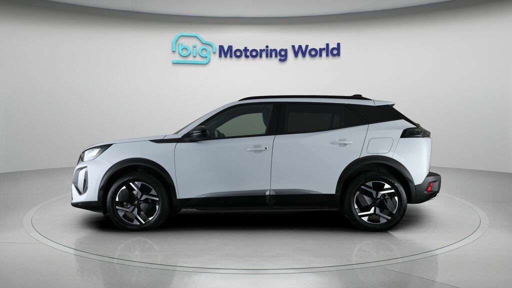 Peugeot 2008 Allure White #4