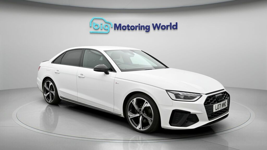 Audi A4 Black Edition White