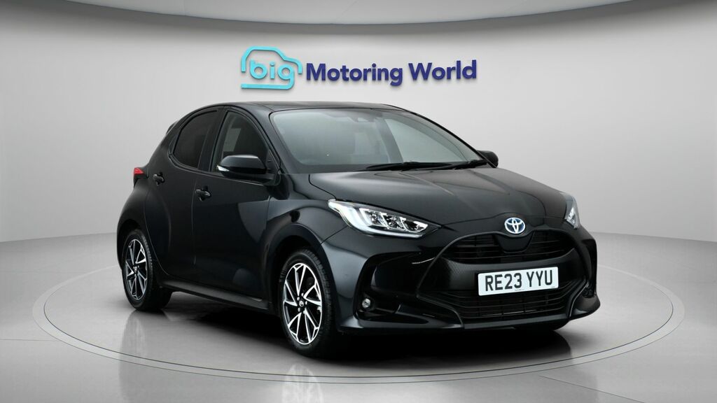Toyota Yaris Design Black