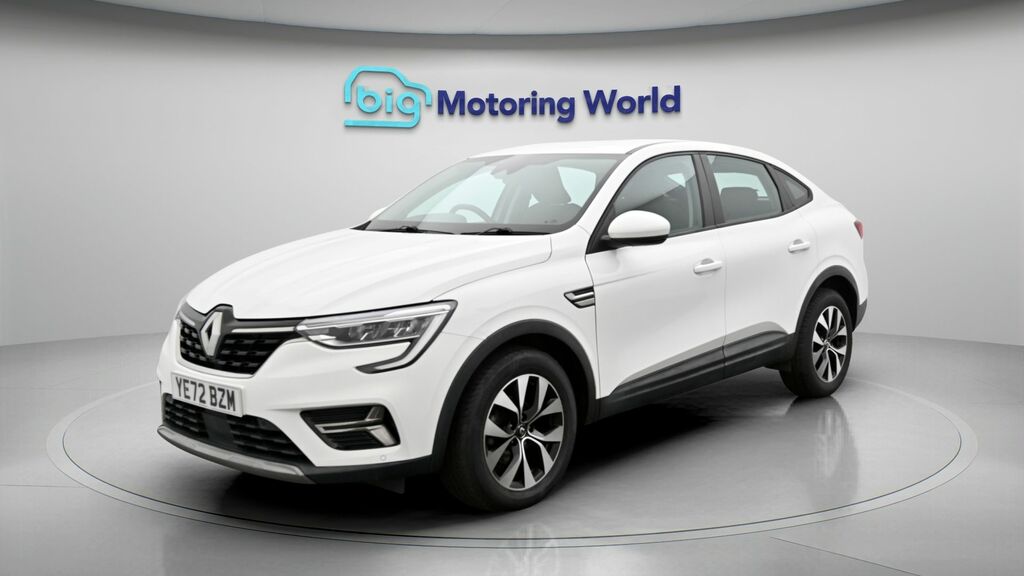 Renault Arkana Iconic White #3