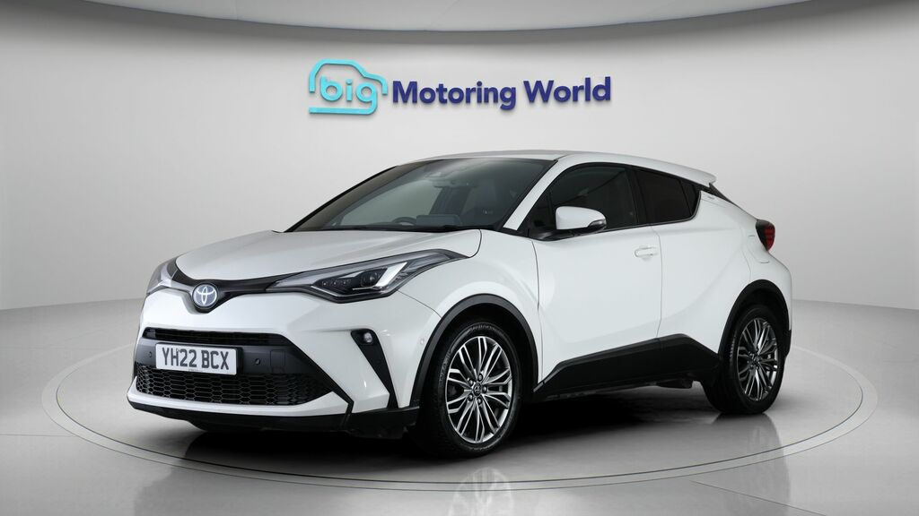 Toyota C-Hr Excel White #3