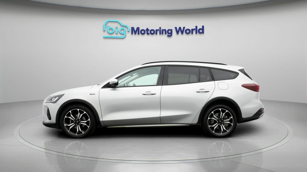 Ford Focus Active Vignale YH72WUR Silver #4