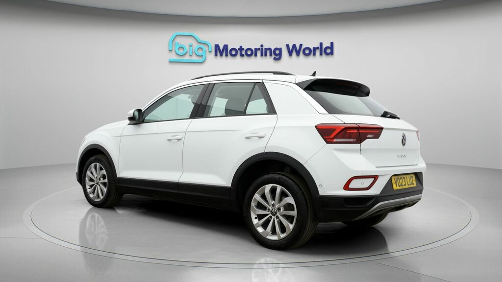 Volkswagen T-Roc Life VO23LUZ White #5