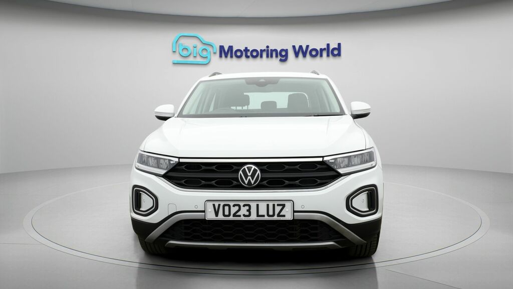 Volkswagen T-Roc Life VO23LUZ White #2