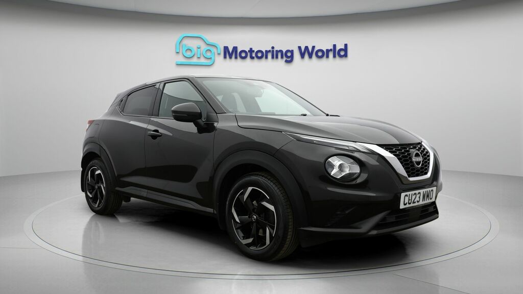 Nissan Juke N-connecta Black