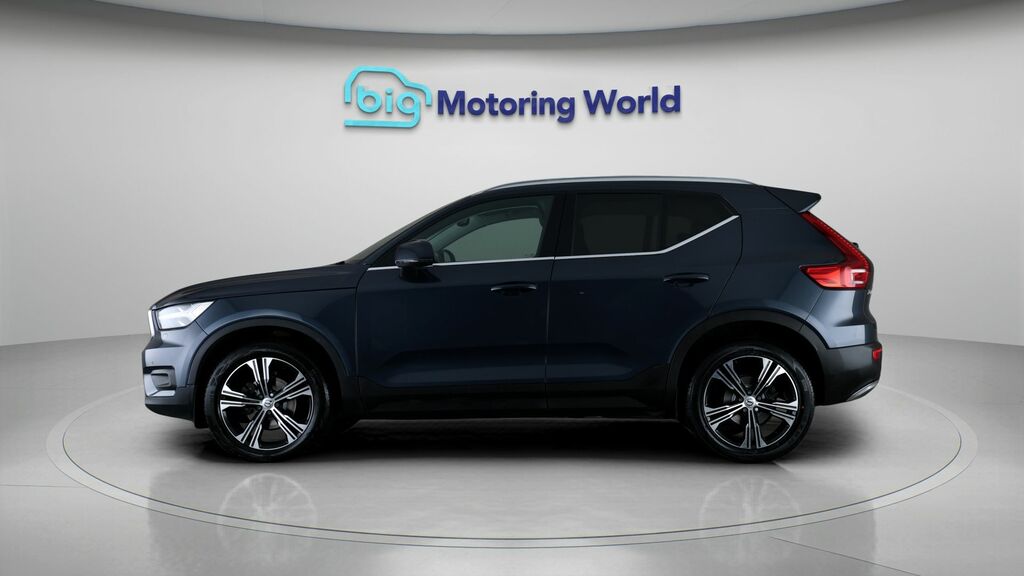 Volvo XC40 Inscription Pro YN21TZU Blue #4