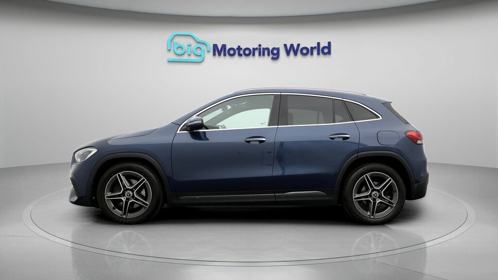 Mercedes-Benz GLA Class Amg Line YM21LJC Blue #4