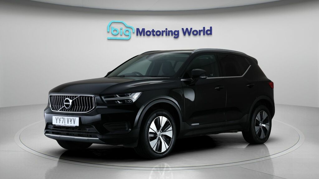 Volvo XC40 Core Black #3