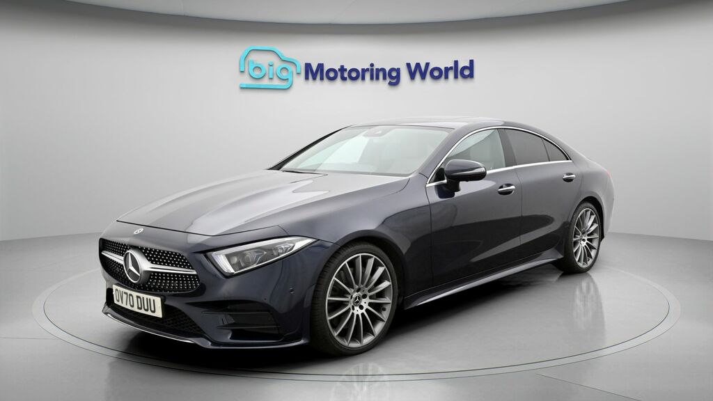 Mercedes-Benz CLS Amg Line Blue #3