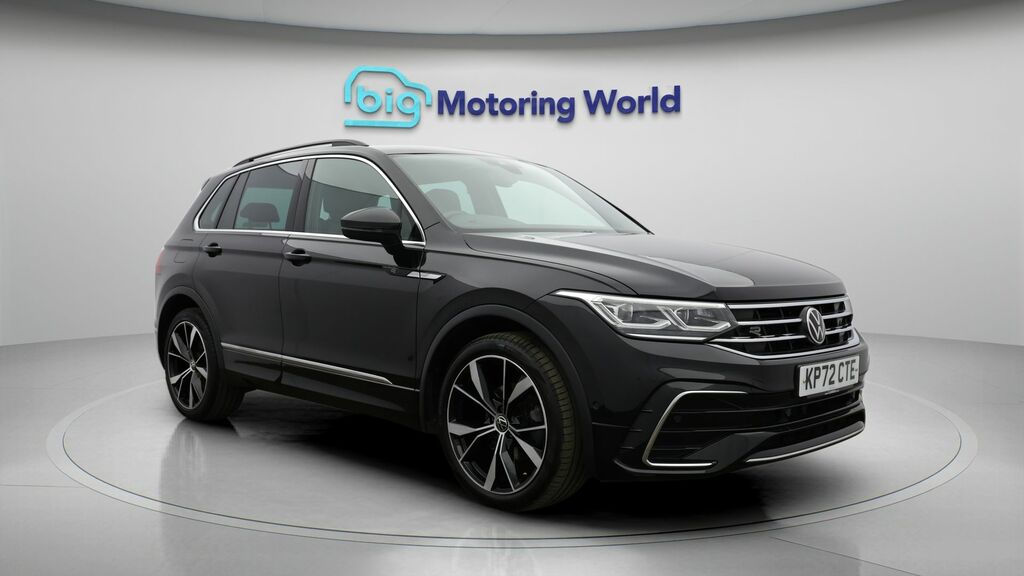 Volkswagen Tiguan R-line Black