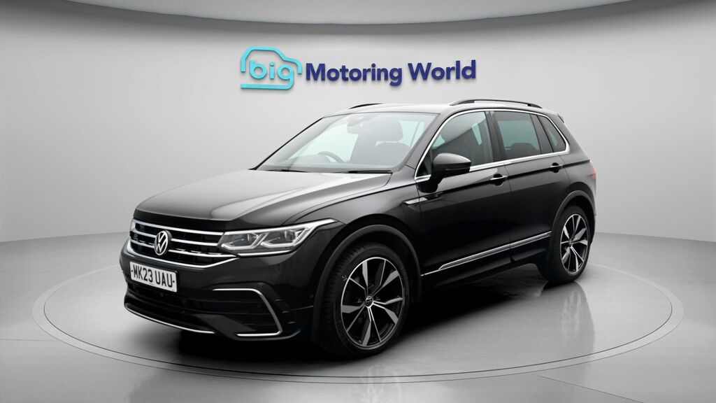 Volkswagen Tiguan R-line MK23UAU Black #3