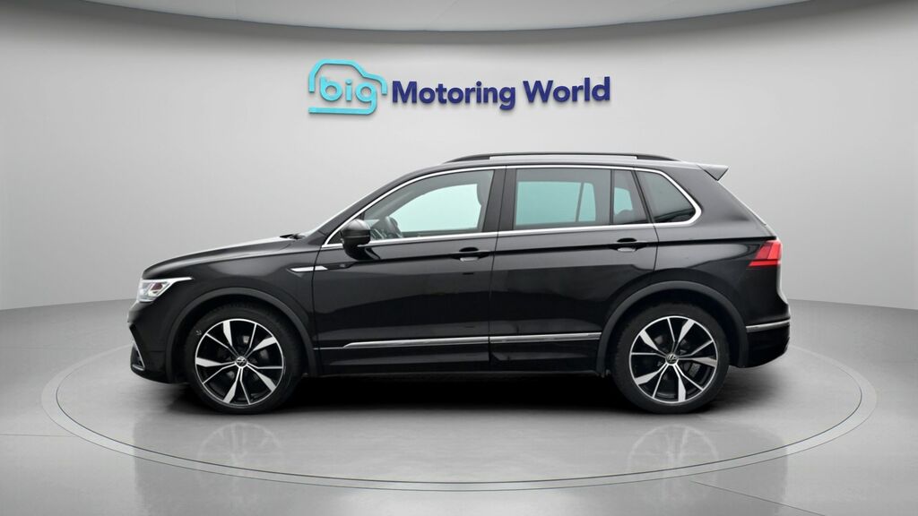 Volkswagen Tiguan R-line MK23UAU Black #4