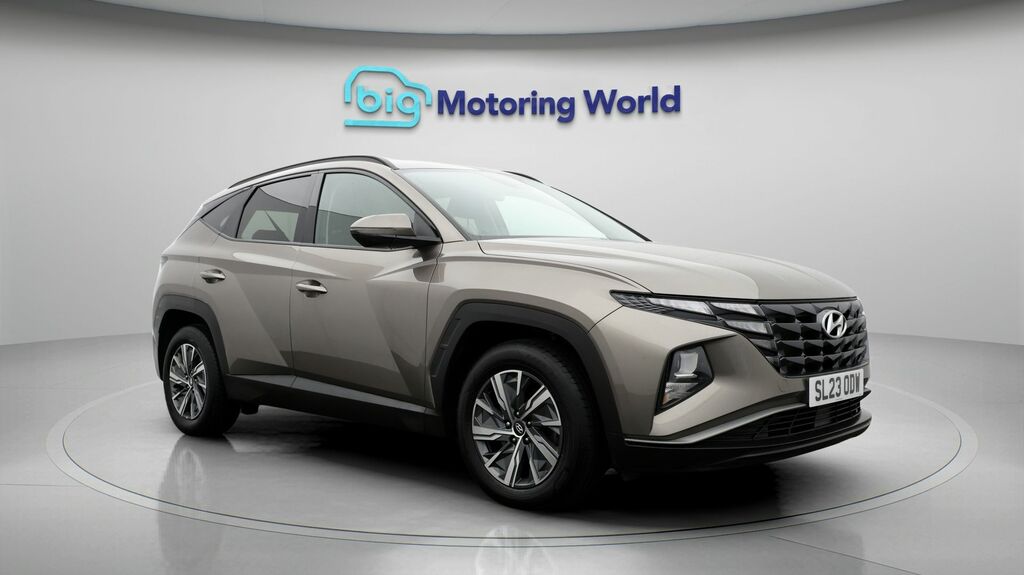 Hyundai Tucson Se Connect Brown