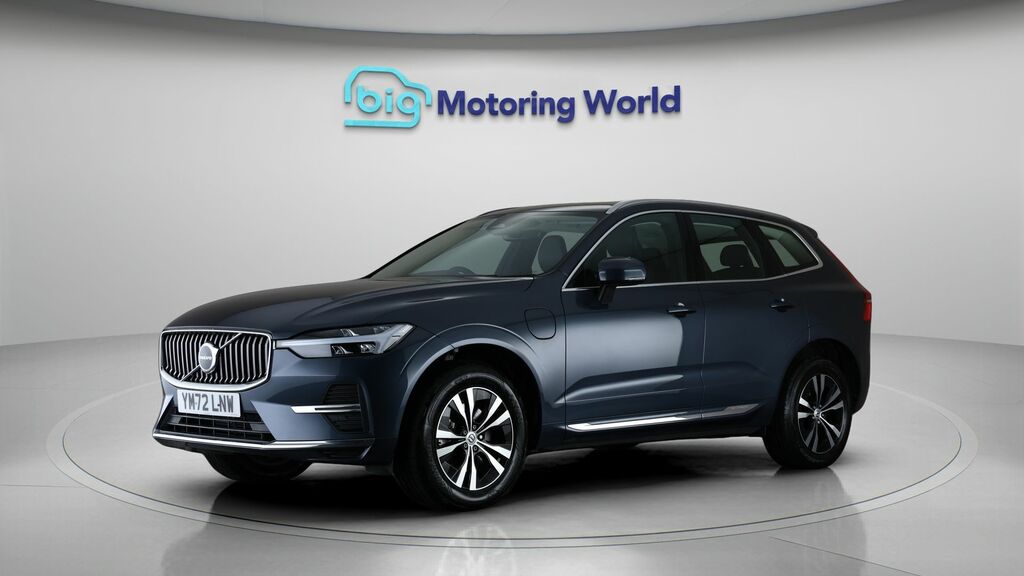 Volvo XC60 Core YM72LNW Blue #3