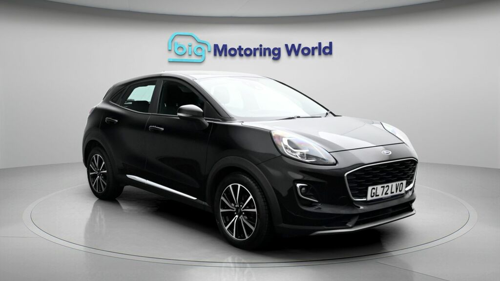 Ford Puma Titanium Black