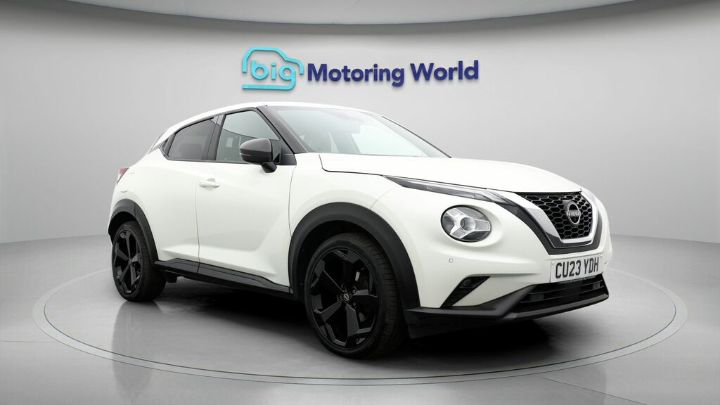 Nissan Juke Tekna White