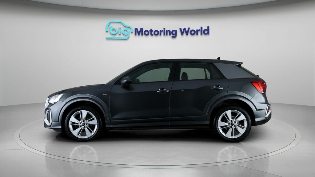 Audi Q2 S Line SA23UZV Grey #4